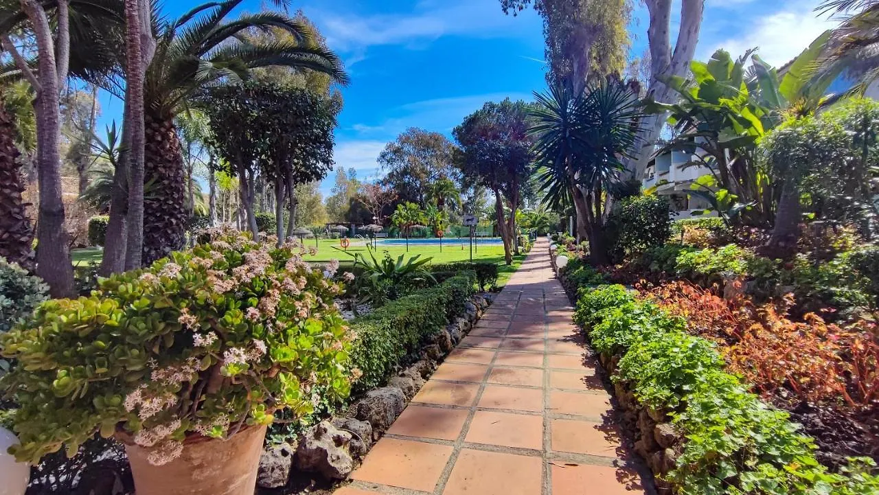 Apartment Oleholidays Fuentes Del Rodeo35 Junto Puerto Banus Marbella